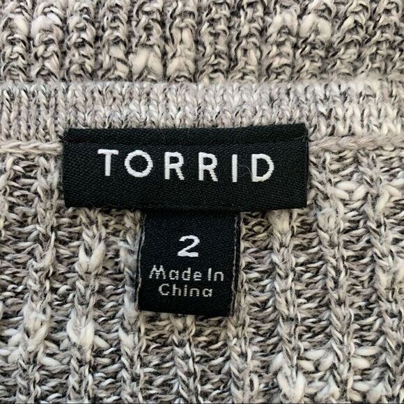 NWOT Torrid Marled Front Criss Cross Neckline Pullover Sweater - Picture 11 of 14